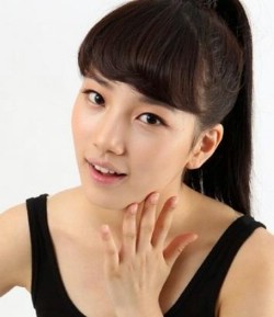 Watch Suzy's dramas and movies online